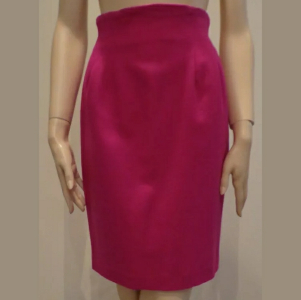 Ann Taylor vintage 100% Wool magenta pencil skirt sz 2